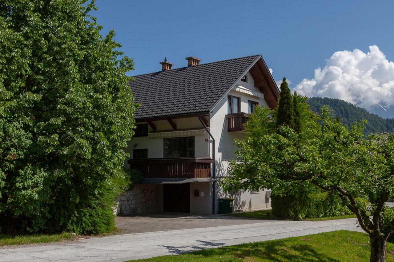 Vacation Home Sofia Zgornje Gorje Екстериор снимка