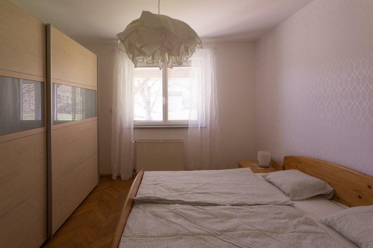 Vacation Home Sofia Zgornje Gorje Екстериор снимка