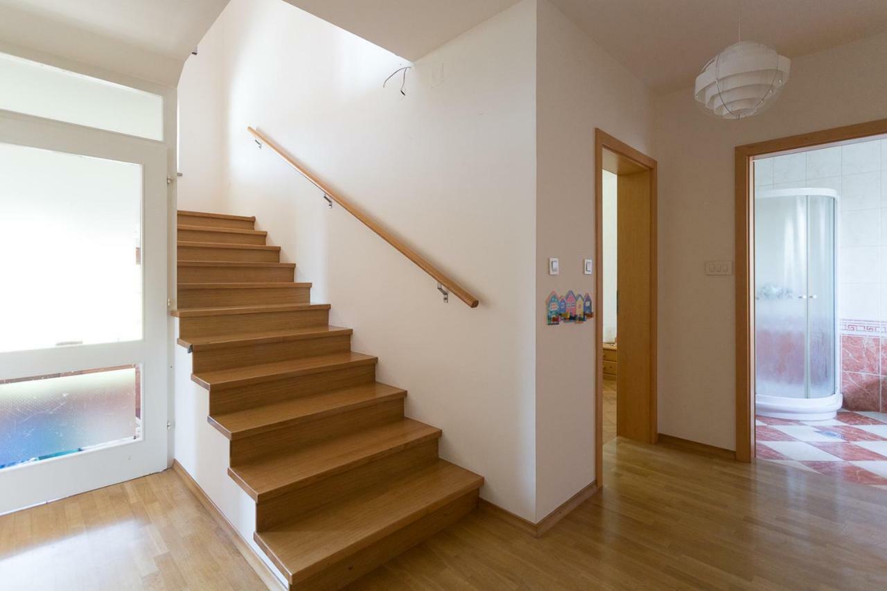 Vacation Home Sofia Zgornje Gorje Екстериор снимка